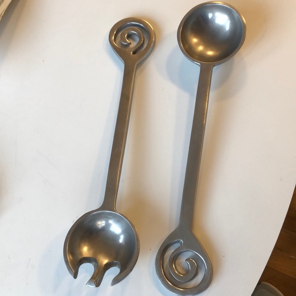 Metal serving pieces